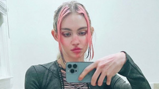 Илон Мъск и Grimes може отдавна да не са заедно