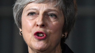 Шотландските депутати в партията на британския премиер Тереза Мей я