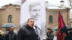 ВМРО и ВМРО-ДПМНЕ се изпокараха за "предателска политика", Каракачанов иска намеса от държавата