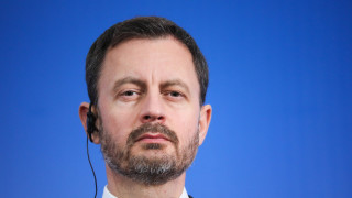 Правителството на малцинството в Словакия на премиера Едуард Хегер загуби вота