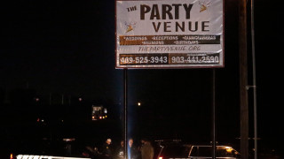 Двама души са убити и най малко 14 са ранени при