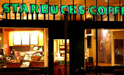 Американската Starbucks увеличава дългосрочните си цели