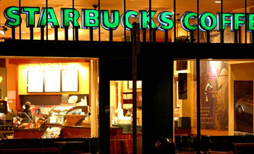 Откраднаха 4 топ-лаптопа от Starbucks