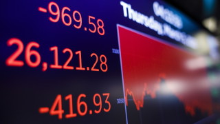 Финансист: Въпреки рекордите, акциите ще се сринат с 40% догодина и ще останат евтини дълго