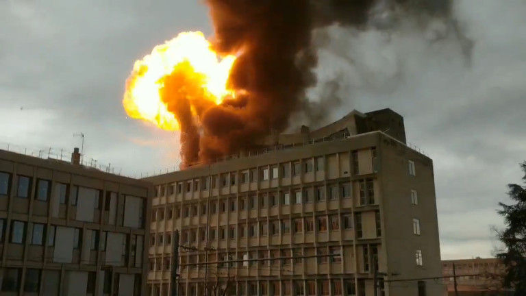 Силна експлозия е избухнала в една от сградите на Университета