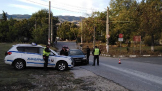11 задържани при спецакция срещу битовата престъпност в Кресна, Струмяни и Сандански