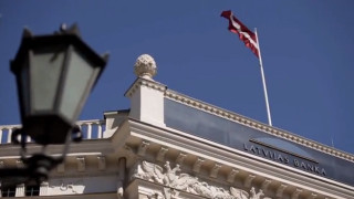 Премиерът на Латвия съобщи че ръководителя на централната банка в страната