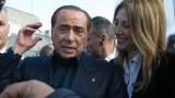 Силвио Берлускони отново влезе в болница