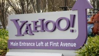 Yahoo пак надолу. Oтчете загуба от близо $100 милиона