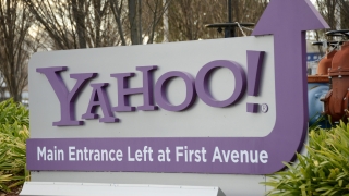 Verizon и Google с апетит към основния бизнес на Yahoo