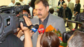 Желев: Няма криза с лекарствата за онкоболни
