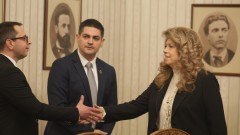 МЕЧ се скараха на Йотова за миналото ѝ и напуснаха консултациите