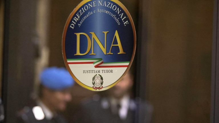 В Италия задържаха над 10 държавни служители за връзки с мафията