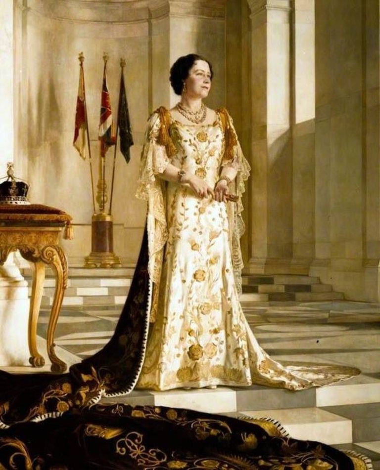  Кралица Елизабет Първа 