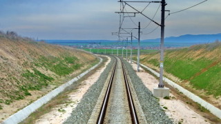 България отложи ключов инфраструктурен проект а именно модернизацията на железопътната