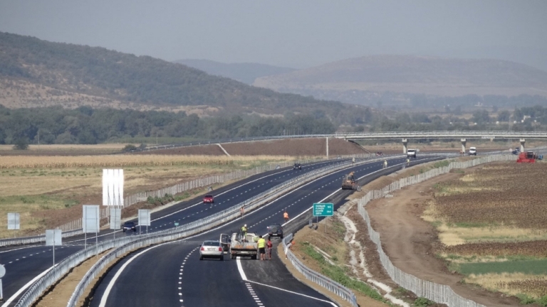 Скоростта по магистрала „Тракия” е ограничена до 50 км/ч край Ихтиман