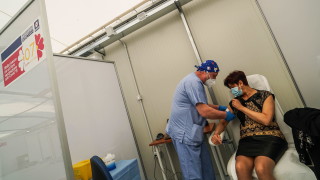 Кампанията на Европейския съюз за ваксинация срещу коронавируса трябва да