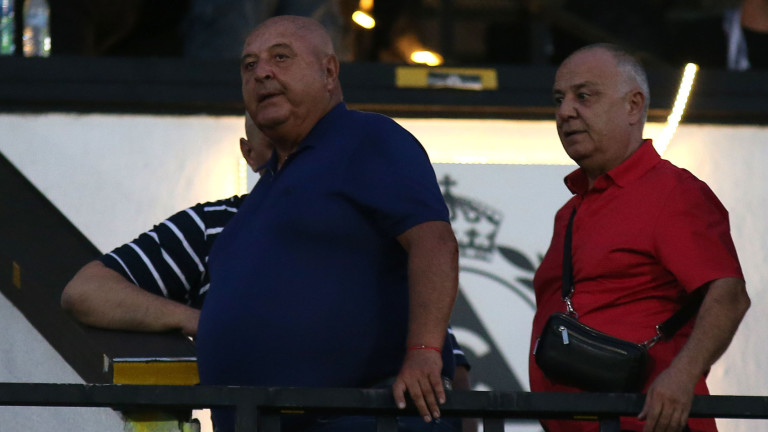 Представители на Кайзерслаутерн присъстваха на стадион Славия за мача между