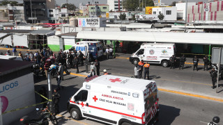 Две мотриси на метрото се удариха в Мексико Сити