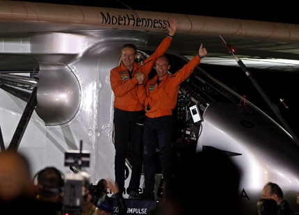 „Solar Impulse 2" покори още един етап от околосветската обиколка