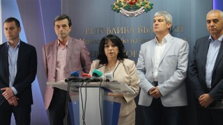 Министърът на енергетиката Теменужка Петкова се срещна със синдикалните организации