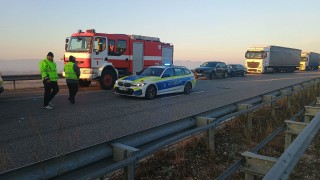 Кола се заби в румънски тир в участъка, в който загина 12-годишната Сияна