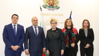 Министър Христо Проданов обсъди развитието на туризма с руския посланик
