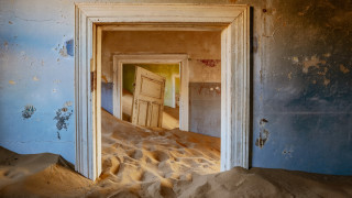 В изоставените места има нещо колкото мистично и плашещо толкова