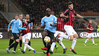 Милан разби с 5 2 Дюделанж в мач от група F