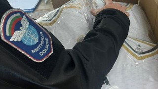 Митническите служители на МП Капитан Андреево са задържали 158 538