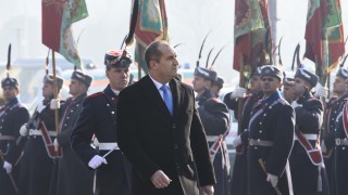 Президентът Радев присъства на Богоявленския водосвет на бойните знамена