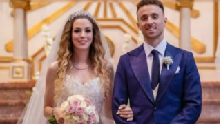 Португалският футболист на Ливърпул Диого Жота и брат му Андре