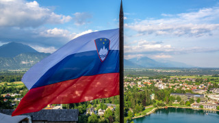 Словения провежда парламентарни избори 