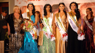 Четирите победителки в конкурса "Мисис България" са брюнетки