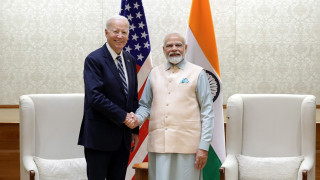 Президентът на САЩ Джо Байдън беше посрещнат топло от индийския