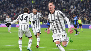 Ювентус няма да подпише с нападателя Аркадиуш Милик за постоянно