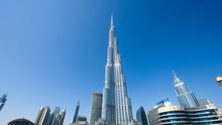 Най високата сграда в света 828 метровата в Дубай се превърна в