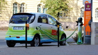 ЕС обмисля квота за коли с ниски вредни емисии от 2025 г. 