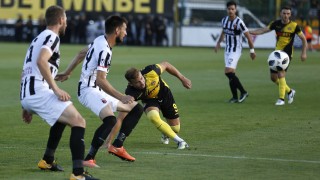 Пловдивското дерби между Локомотив и Ботев приковава вниманието на феновете