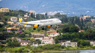 Икономическите загуби за гръцкия бизнес в туристическата индустрия от срива