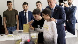 Турция обяви окончателните резултати от президентския и парламентарен вот