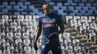 Олимпийският шампион и световен рекордьор в спринта на 100 и