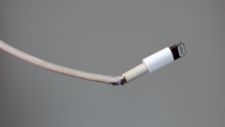 Lightning кабелът, с който на драго сърце бихме се разделили