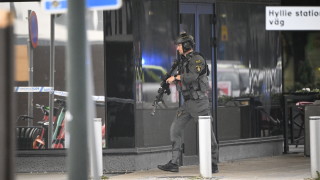 Стрелба в шведски мол