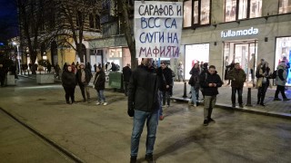Киселова: Сарафов не се изплаши, а избяга от вятъра на промяната