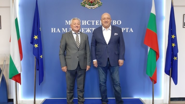 Министър Кралев проведе среща с посланика на Република Молдова Н. Пр. Щефан Горда