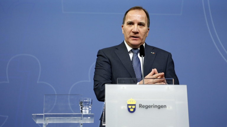 Шведският министър-председател Стефан Льовен оцеля с голямо мнозинство при вот