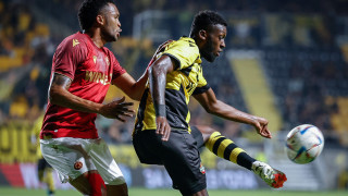 Колумбийският защитник на ЦСКА Браян Кордоба почти сигурно няма да