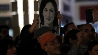 Правителството на Малта заседава извънредно заради убийството на Дафне Галиция 