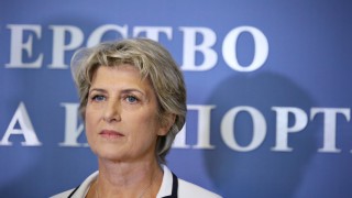 Временният министър на спорта Весела Лечева коментира темата със стадиона